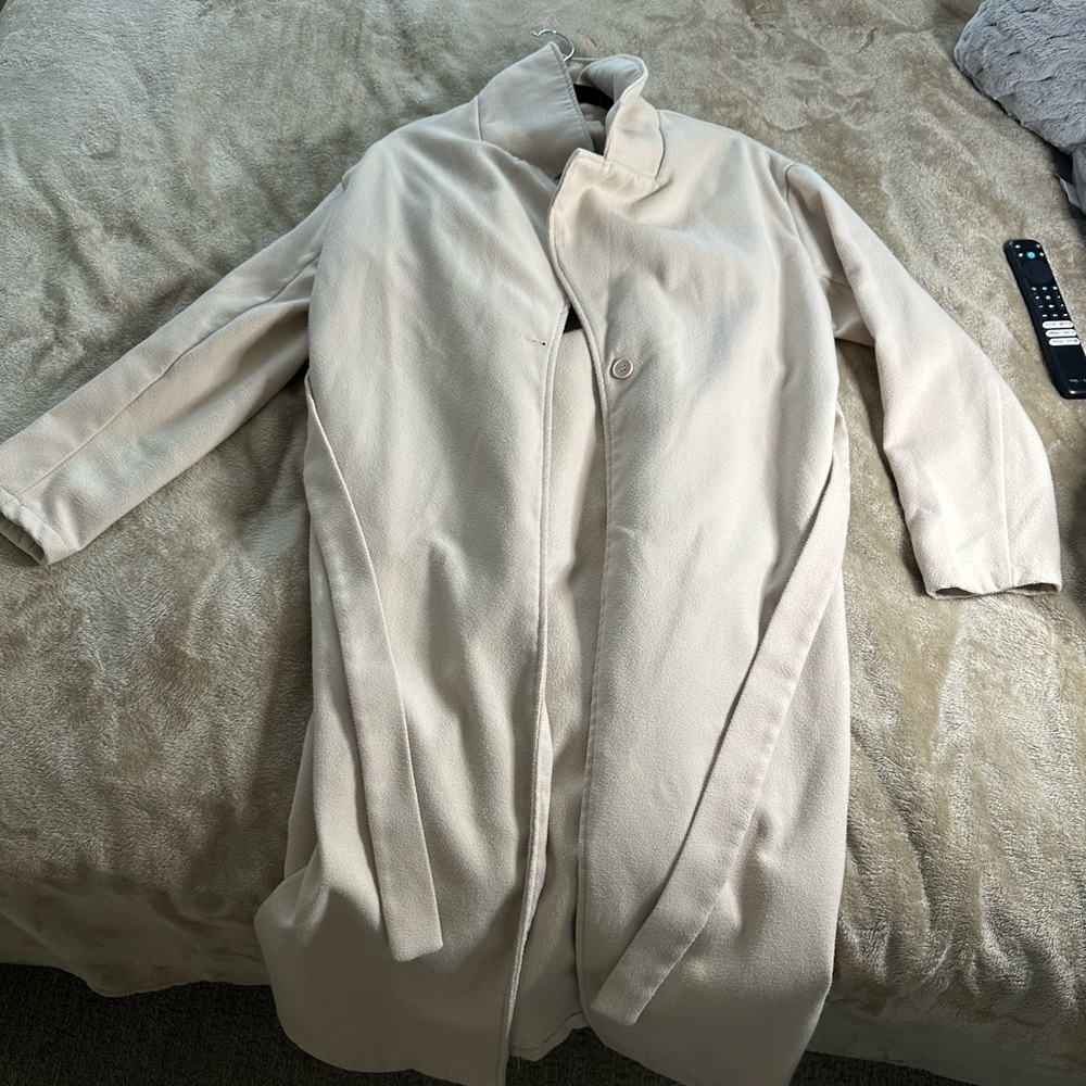 SHEIN Cream Trench Coat Lightweight and Stylish